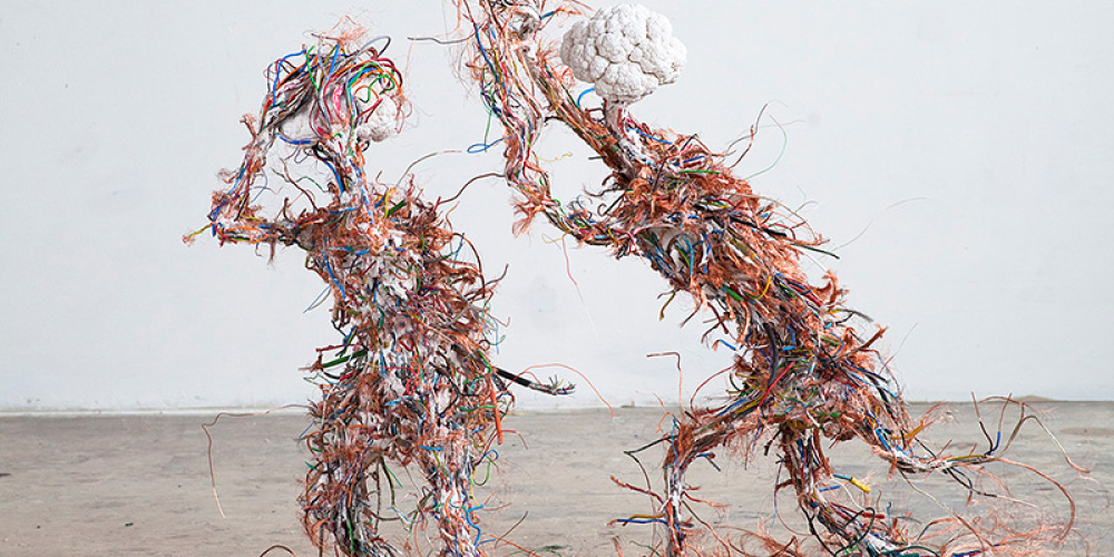 Meziříčské galerie Kaple a Sýpka představují velkoformátová díla Matúše Lányiho a sochy Krištofa Kintery