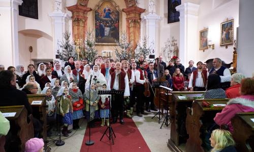 Cimbálová muzika Polajka uspořádala Valašské koledování