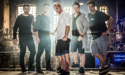 Cocotte Minute přivezou novou desku do M-klubu