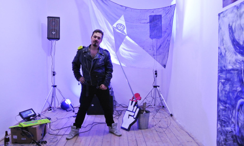 M-klub na vlně experimentální elektronické hudby