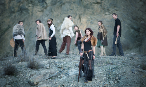 Dvaadvacet muzikantů se vystřídá na pódiu meziříčského M-klub při folk metalové párty Plenty of Musicians