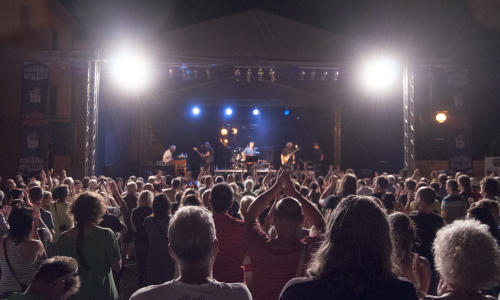 Do psychedelie zabalený Valašský špalíček 2016 přilákal návštěvníky z různých koutů bývalého Československa